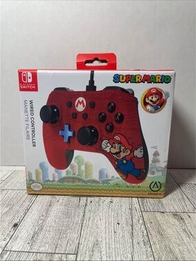Nintendo Switch Super Mario Wired Controller - Red sealed